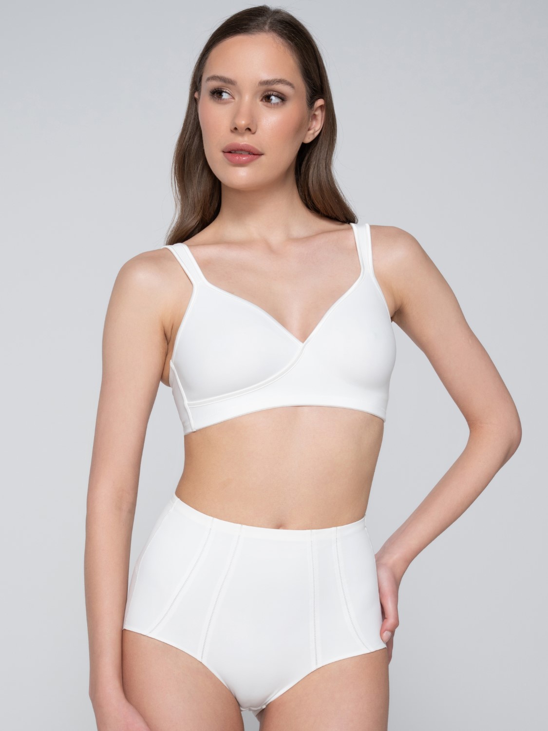 Secret sense 11044 wireless balconette & 2107 tummy control brief ivory close cut