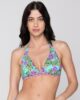 Motif 94841 triangle with cup unique close cut