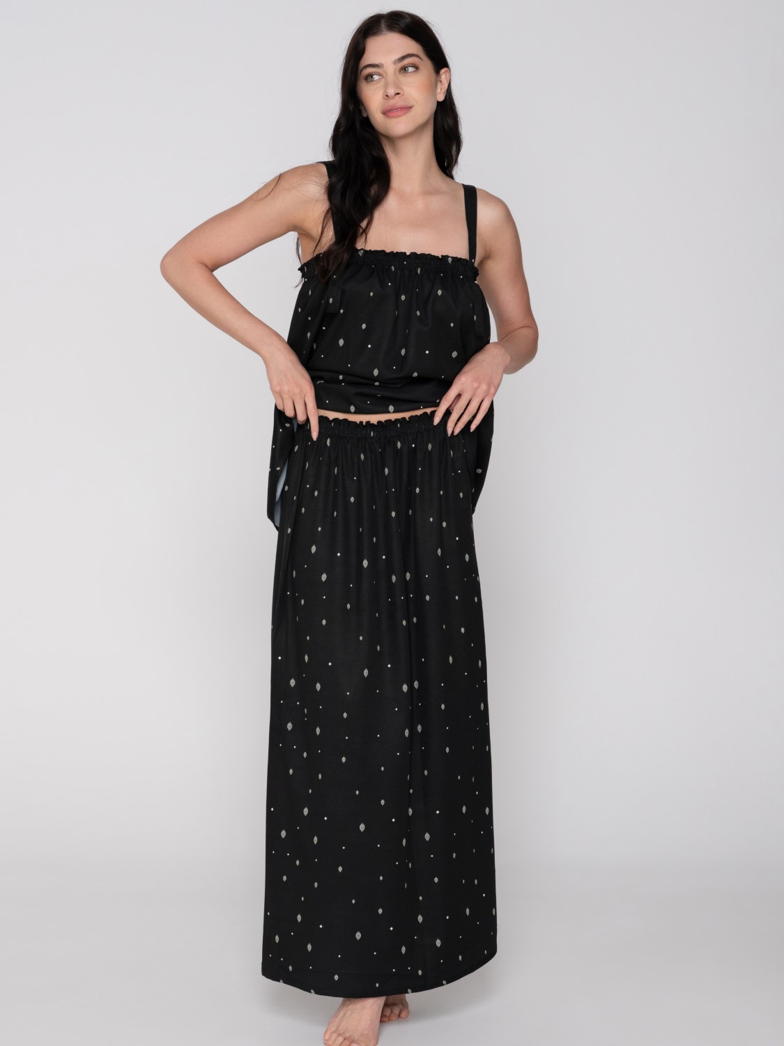 Stellar 94709 shirt & 94710 skirt unique close cut