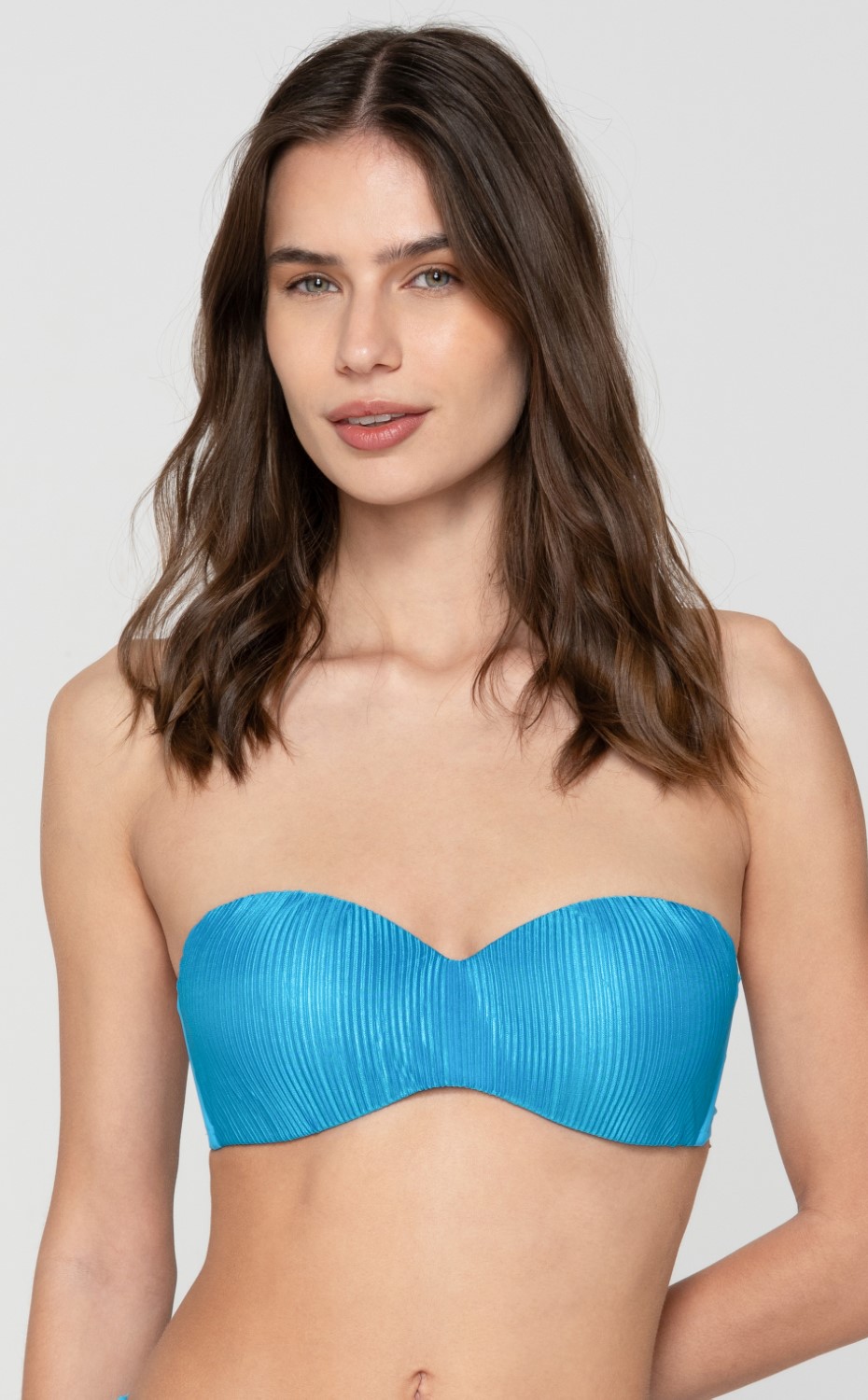 Aura 94881 strapless with molded cup turquoise close cut