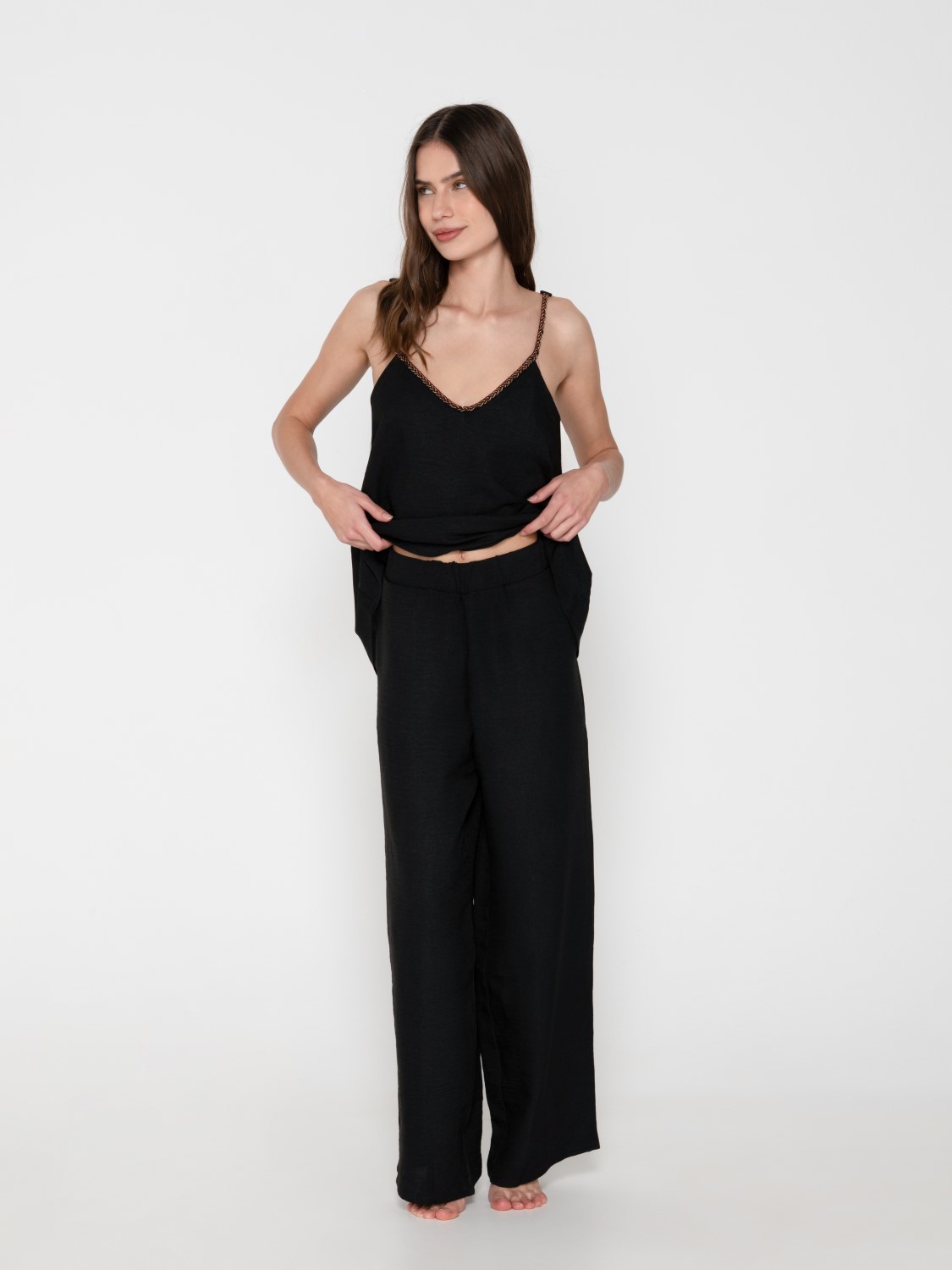 Fresh 94911 top & 94912 pants black detail