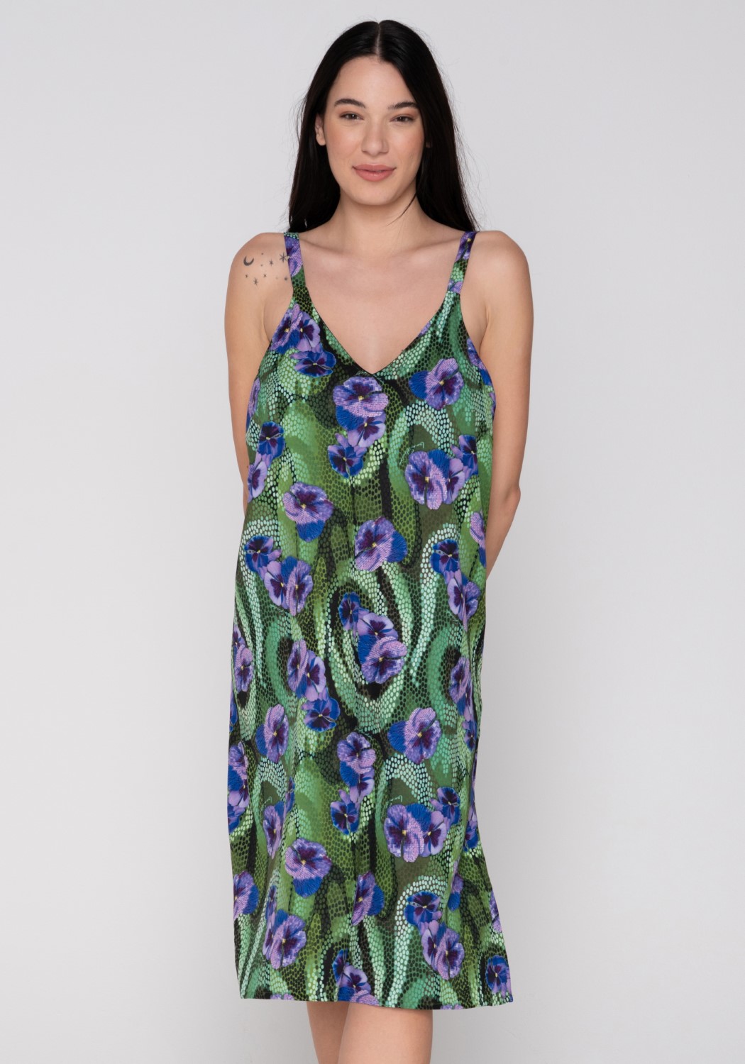 Blossom 94733 long dress unique close cut