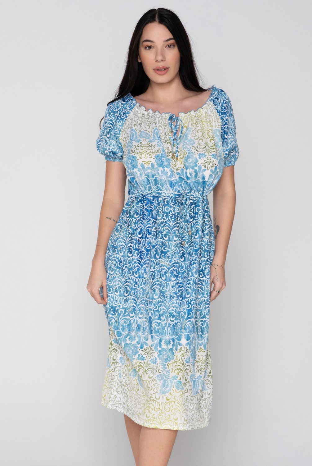 Serenity 94752 long dress unique close cut